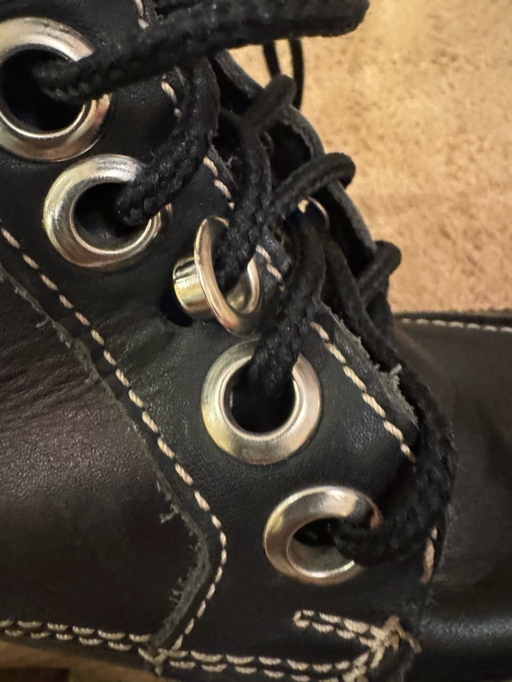 RARE vintage 90s London Underground leather black platform lace up boots. Size 6 - Picture 6 of 6